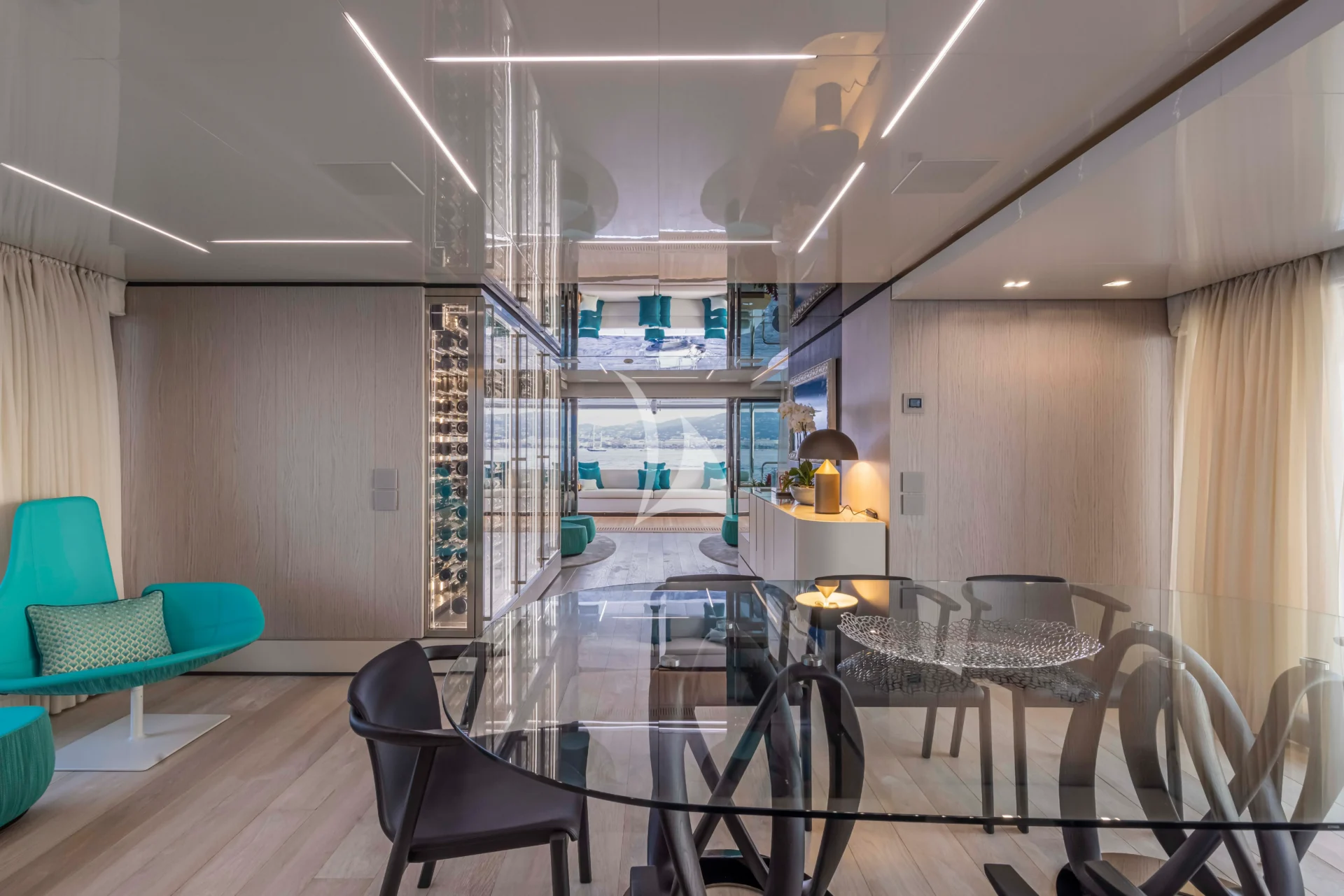 EMOCEAN Charter Yacht