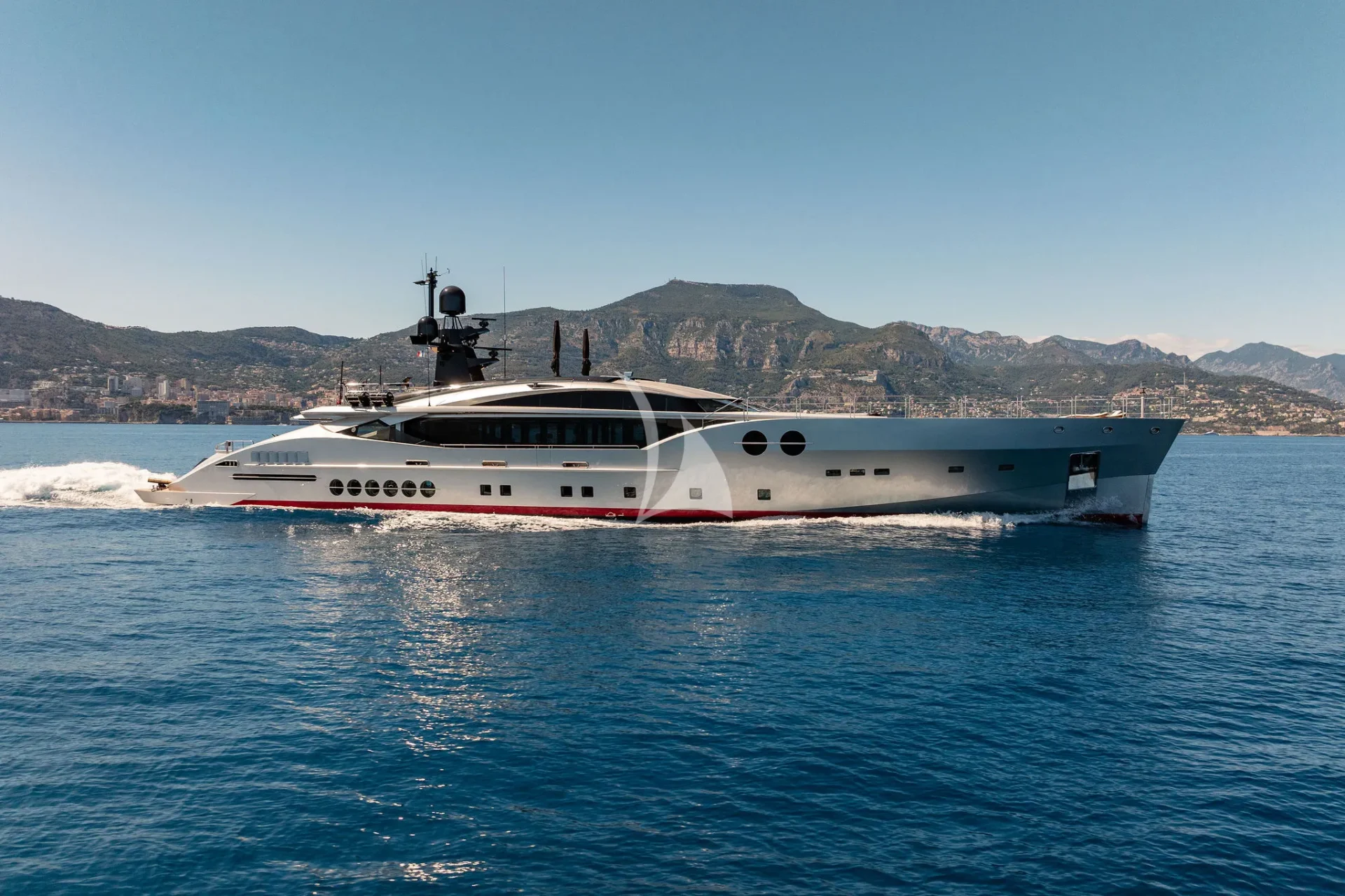 DB9 Charter Yacht