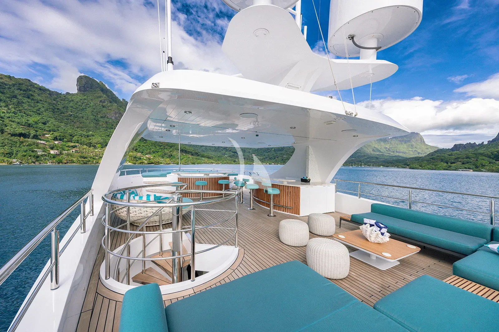 BIG SKY Charter Yacht