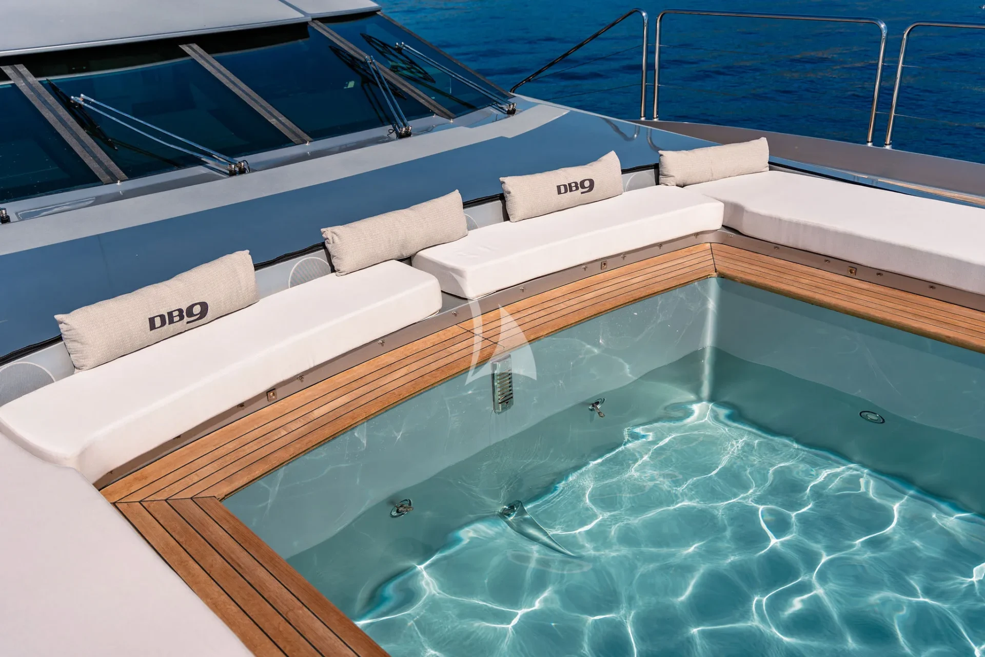 DB9 Charter Yacht