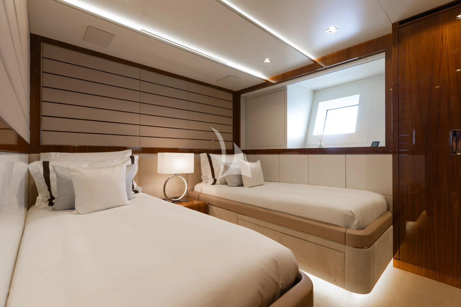VELOCITY Charter Yacht