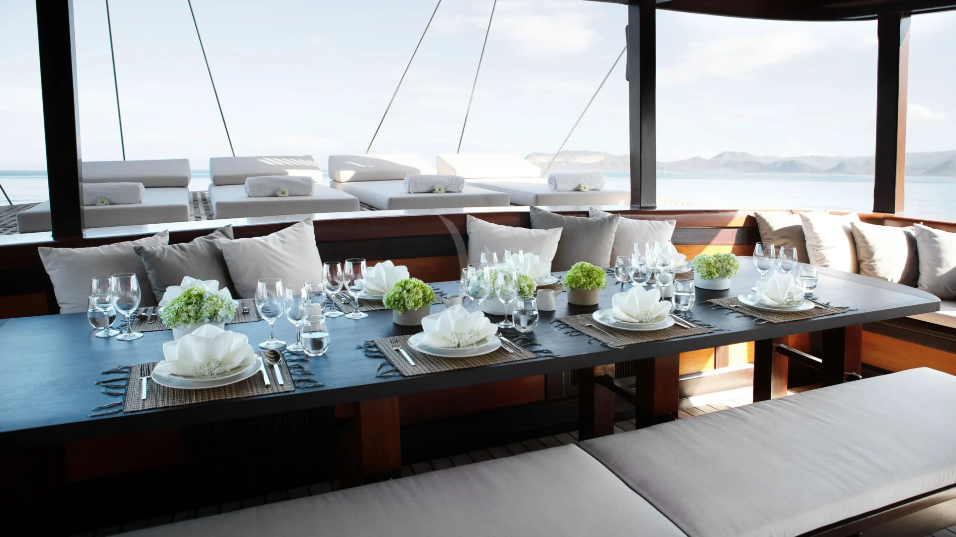 DUNIA BARU Charter Yacht