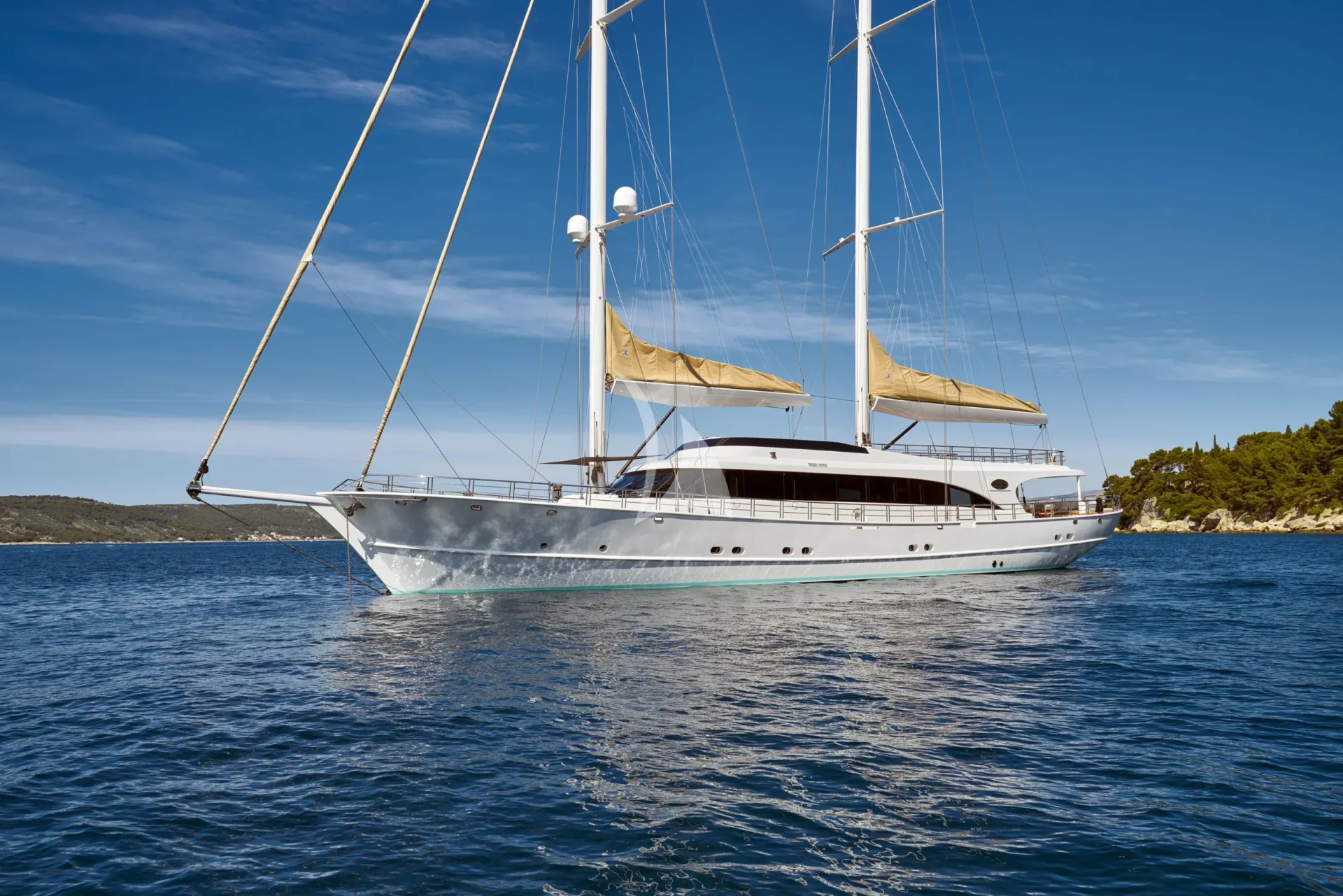 ACAPELLA Charter Yacht