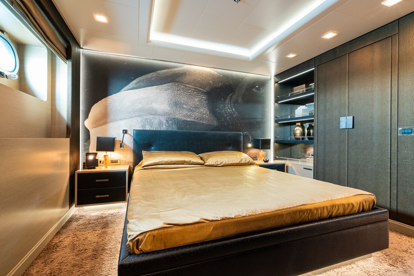 Isa Yachts Motor Yacht LIBERTY For Sale
