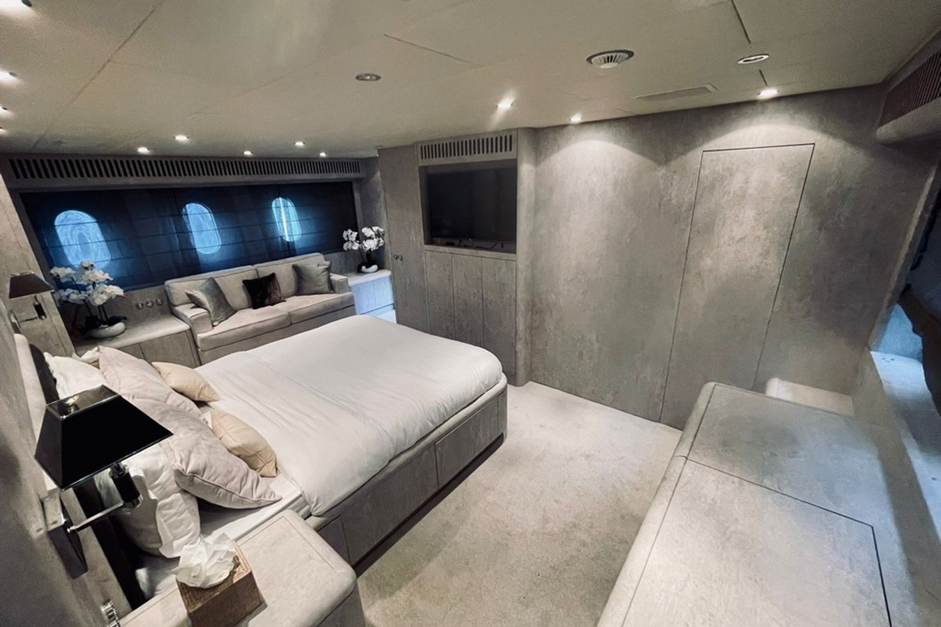 Arno Leopard Motor Yacht LEOPARD 31 OPEN For Sale