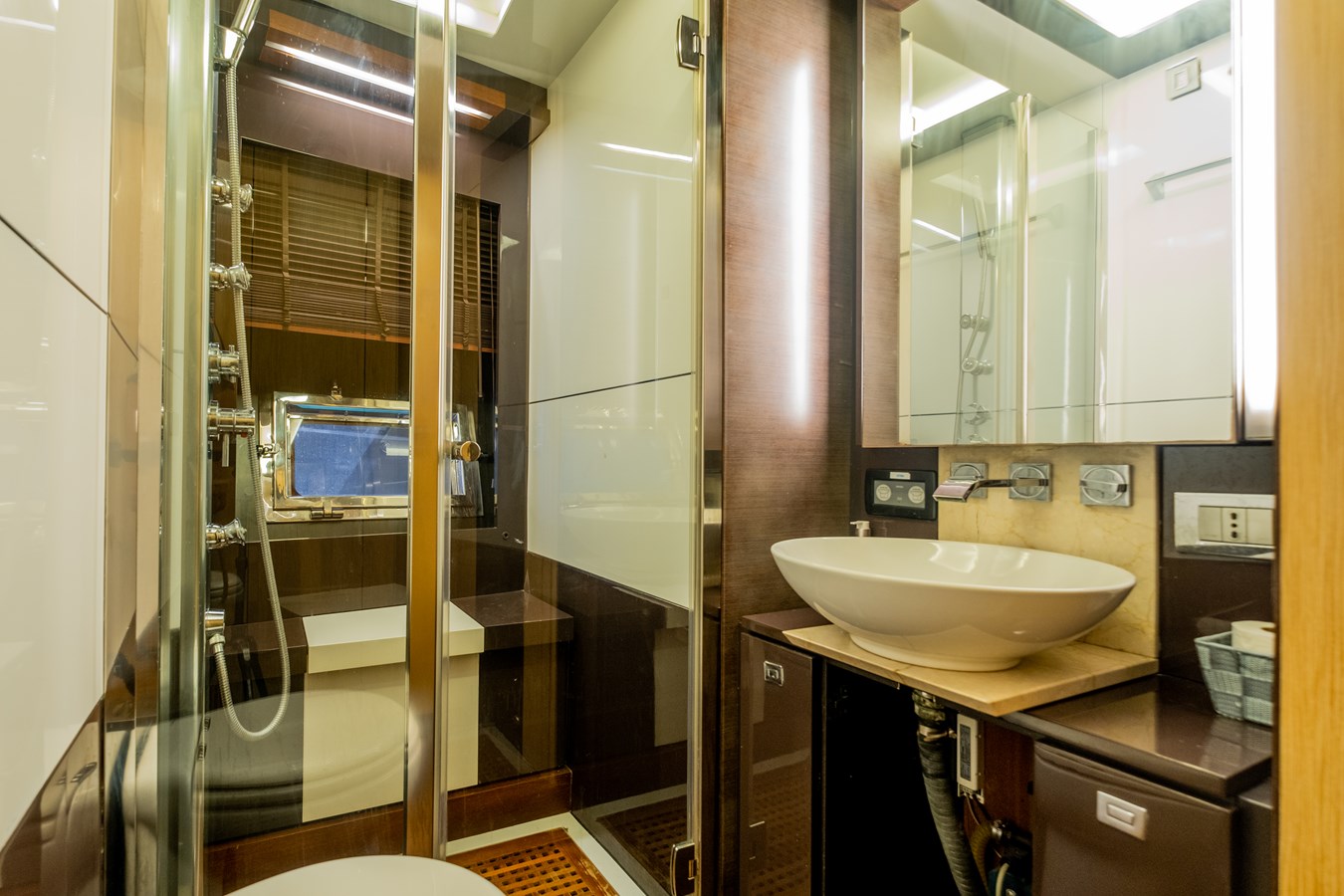Canados Motor Yacht CANADOS 90 For Sale