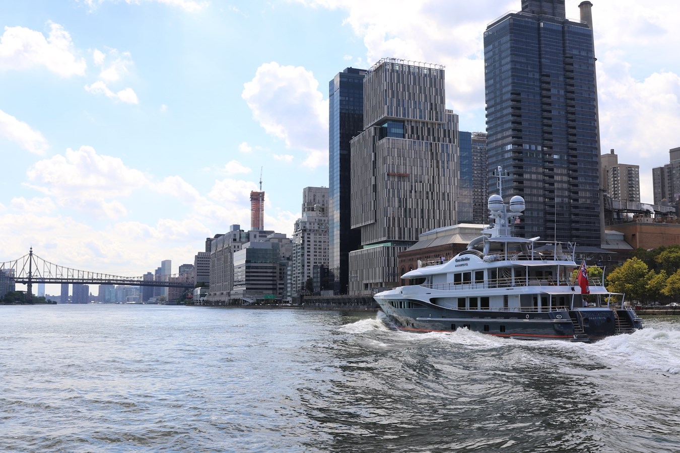Amels Motor Yacht GENE MACHINE For Sale