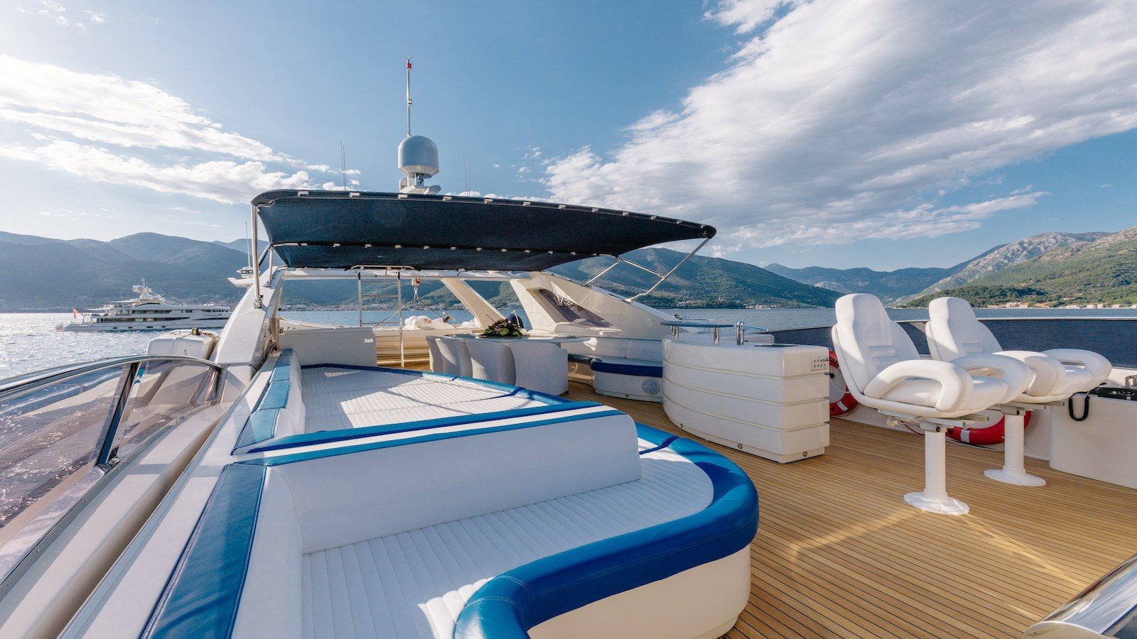 Dominator Motor Yacht LADY MURA For Sale