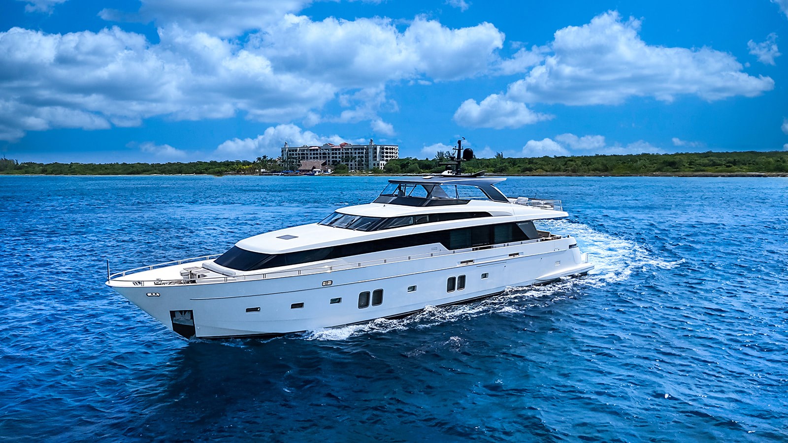 Sanlorenzo Yachts Motor Boat Percal For Sale