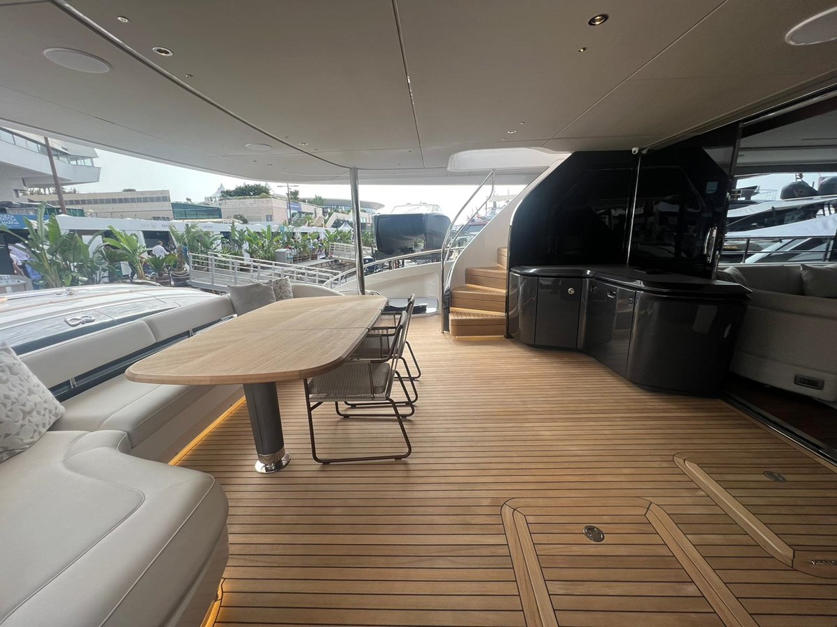 Princess Yachts Motor Yacht LEILANI For Sale