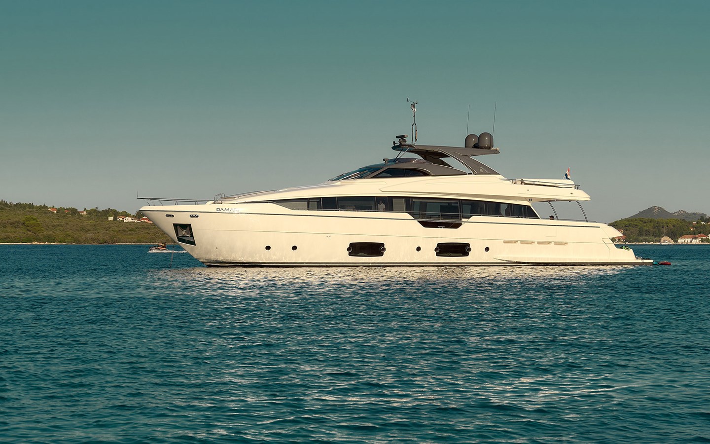 Ferretti Yachts Motor Yacht DAMARI For Sale
