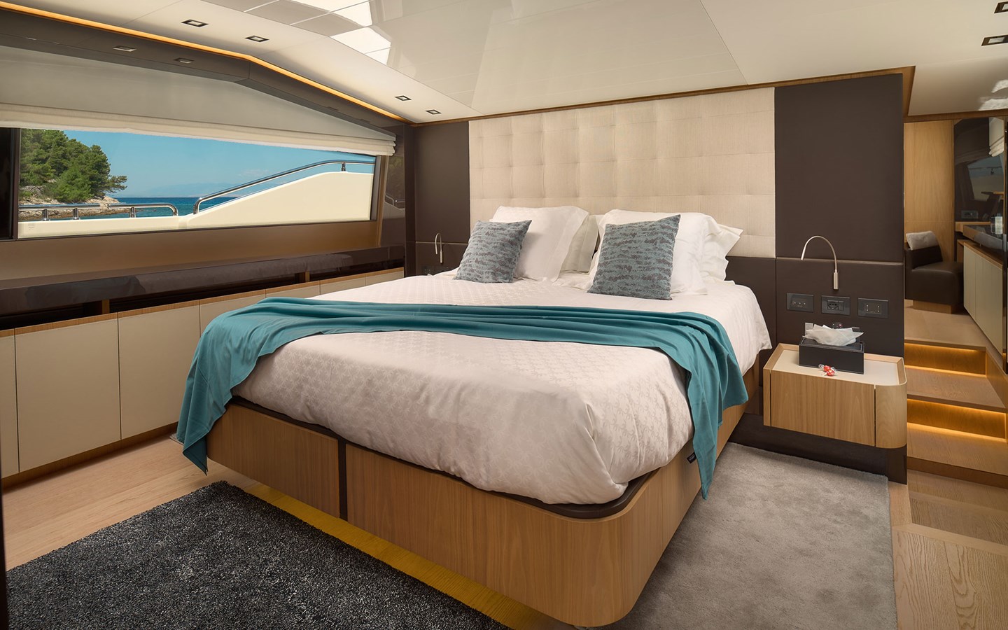 Ferretti Yachts Motor Yacht DAMARI For Sale