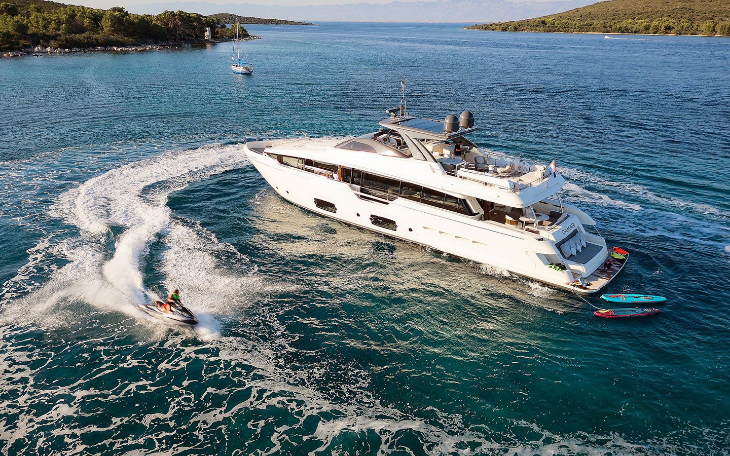 Ferretti Yachts Motor Yacht DAMARI For Sale