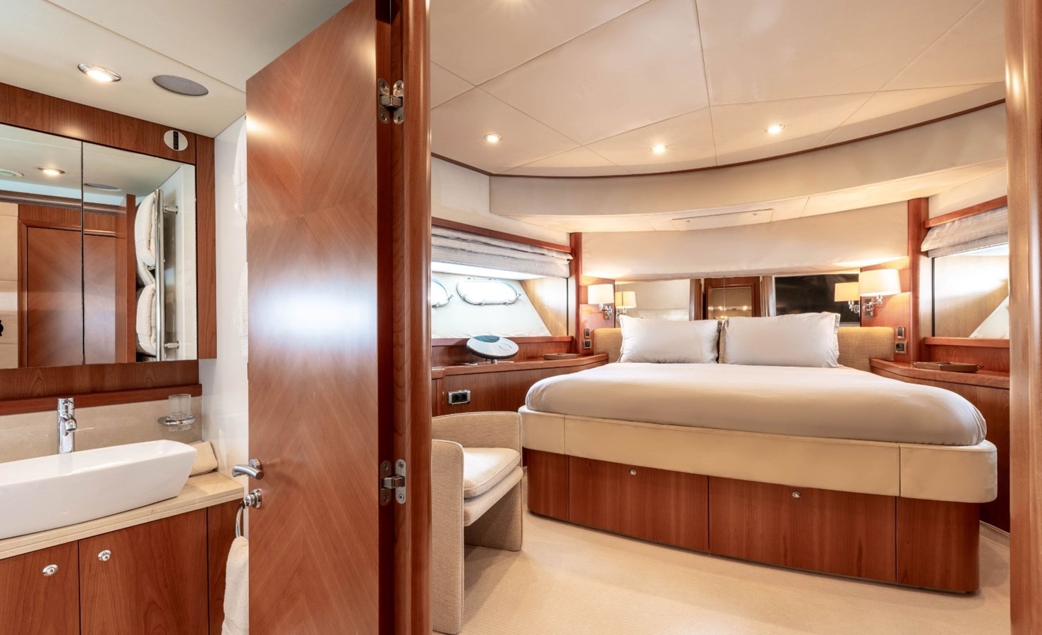Sunseeker Motor Yacht Sunseeker Yacht 90  For Sale