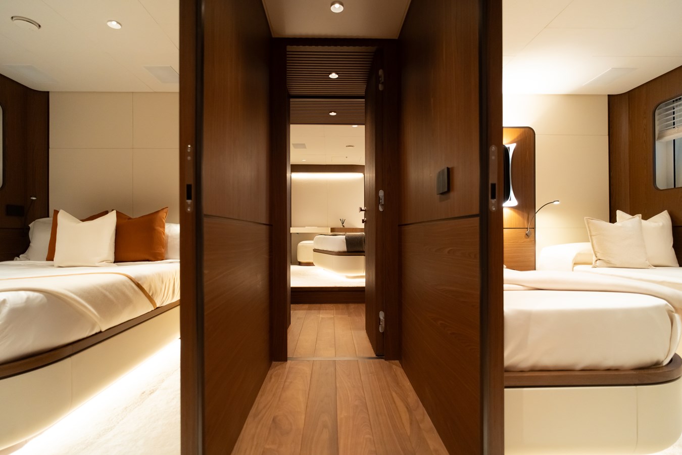 Extra Yachts Motor Yacht X90 FAST - brand new - never used For Sale