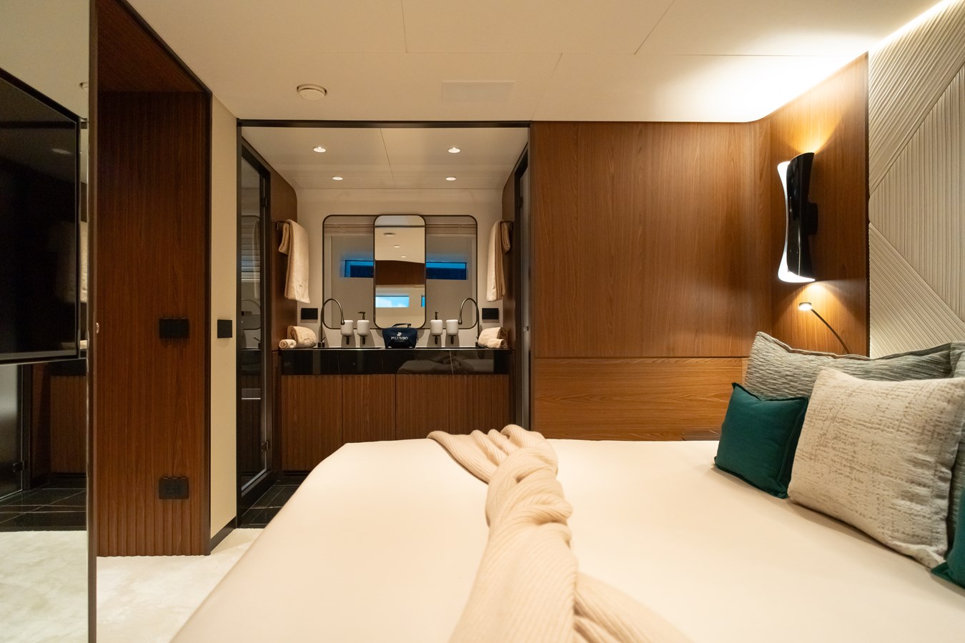 Extra Yachts Motor Yacht X90 FAST - brand new - never used For Sale
