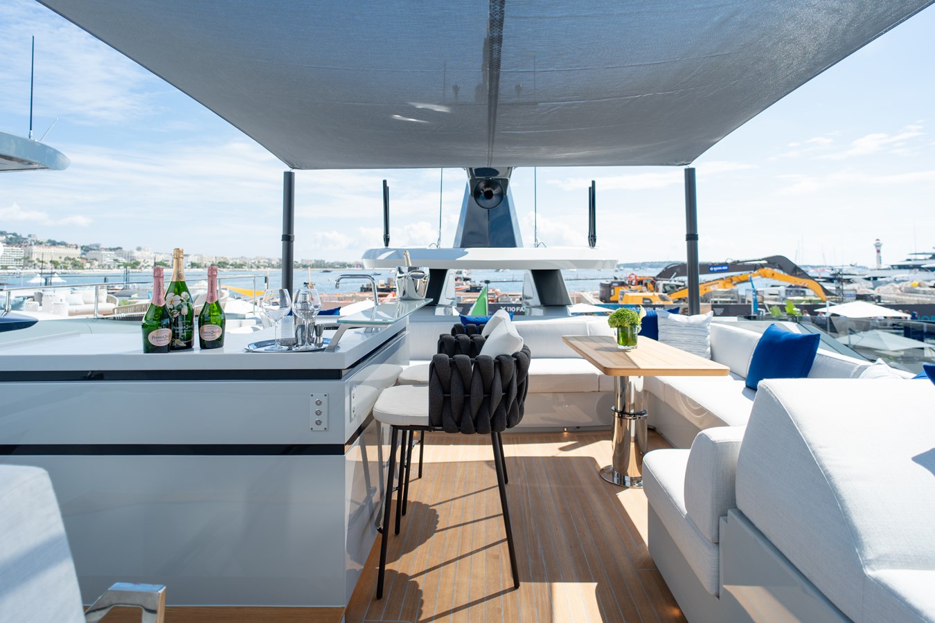 Extra Yachts Motor Yacht X90 FAST - brand new - never used For Sale
