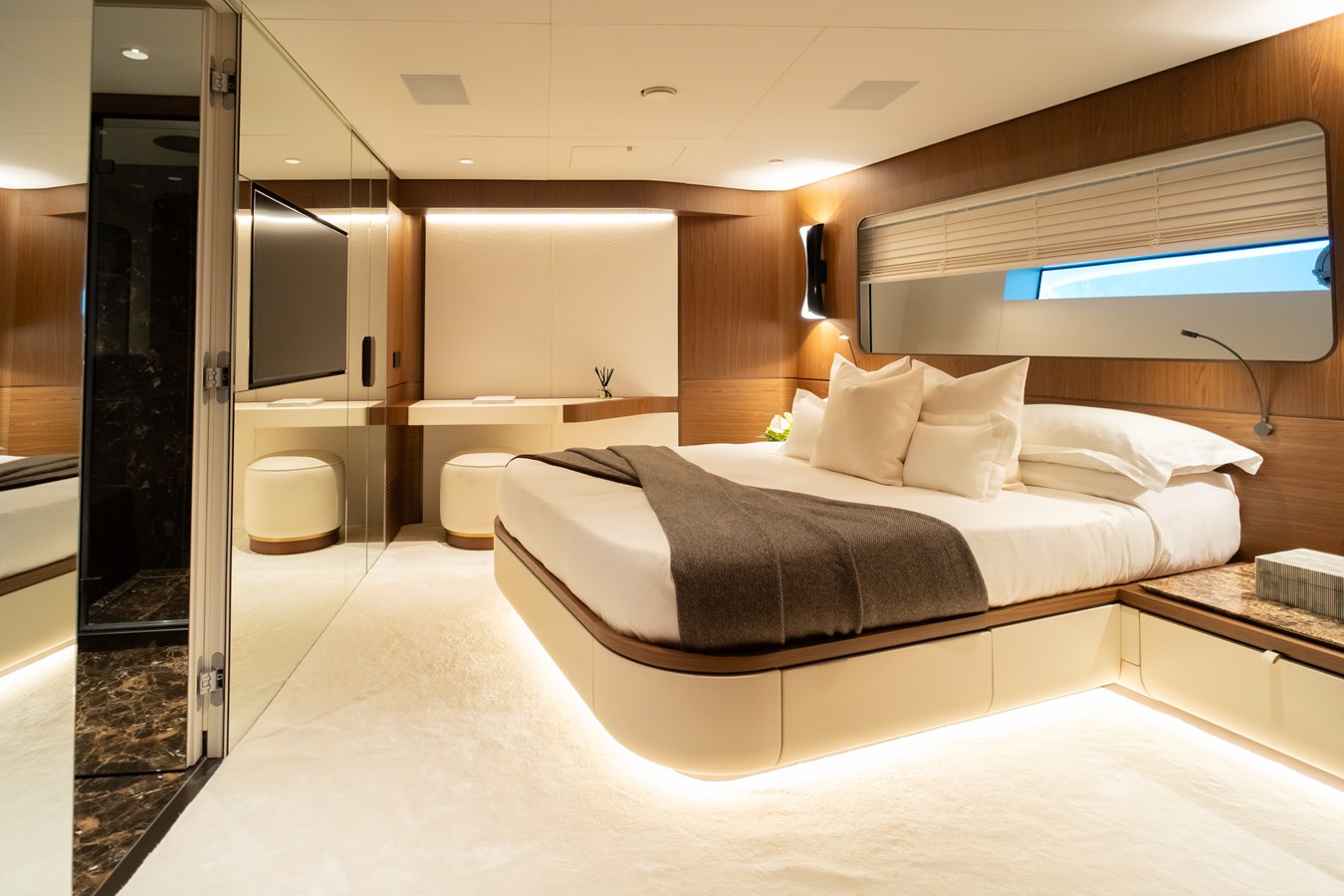 Extra Yachts Motor Yacht X90 FAST - brand new - never used For Sale