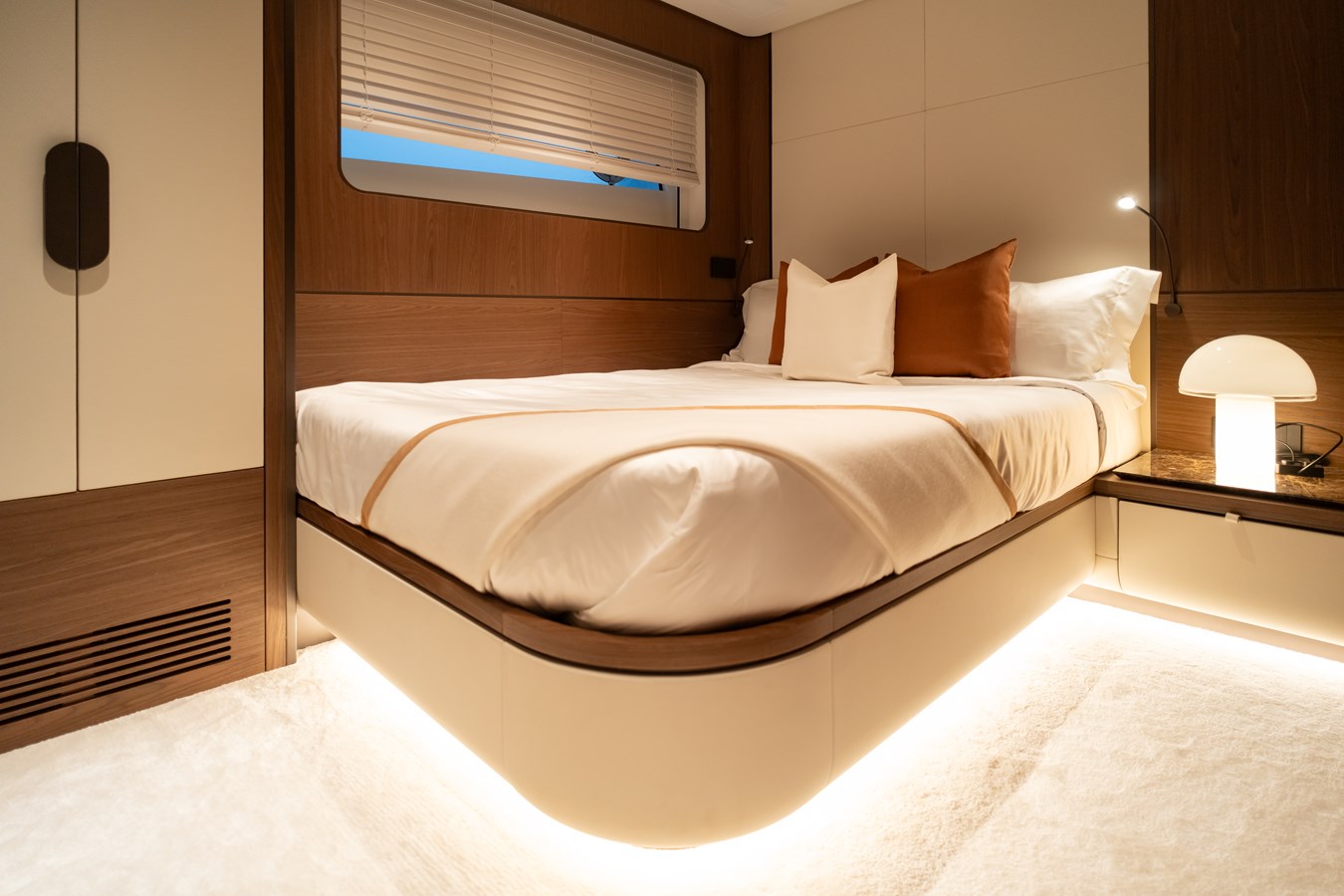 Extra Yachts Motor Yacht X90 FAST - brand new - never used For Sale