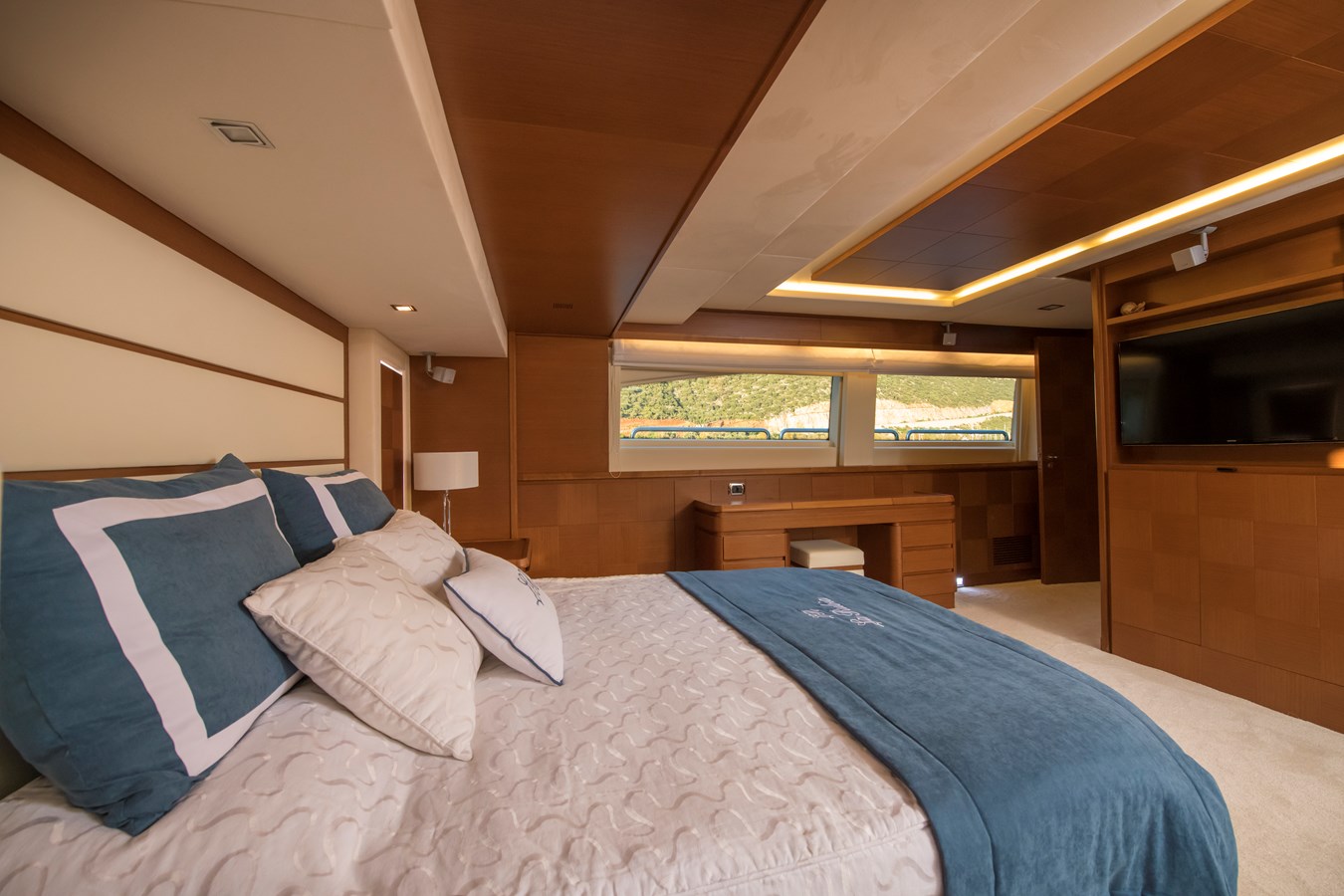 Azimut Yachts Motor Yacht La Rubia For Sale
