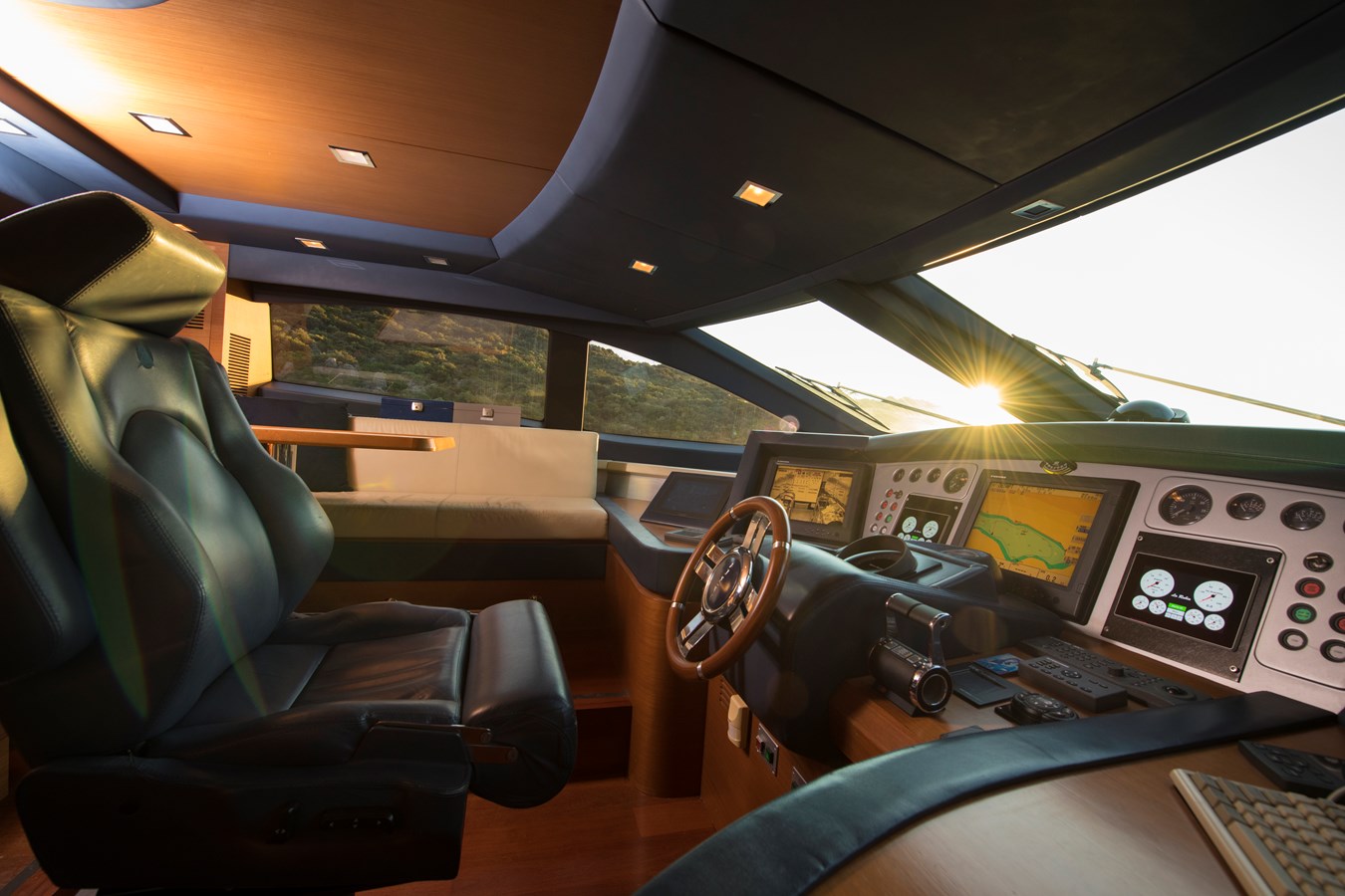 Azimut Yachts Motor Yacht La Rubia For Sale