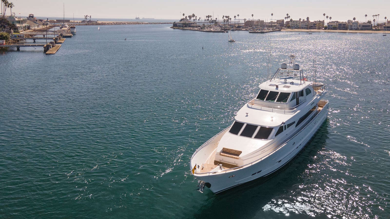 Horizon Motor Yachts Motor Yacht REVERIE  For Sale