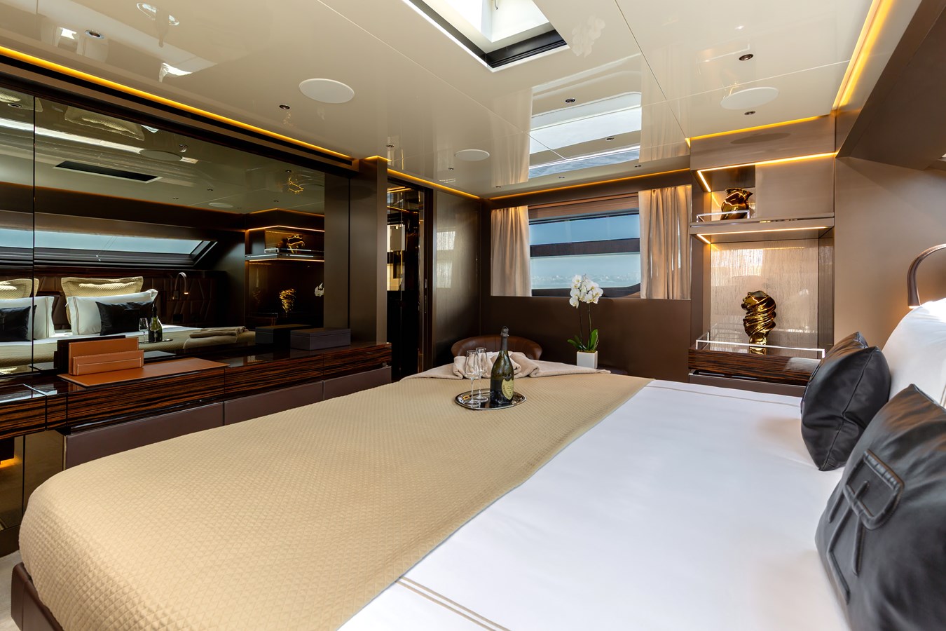 Sanlorenzo Yachts Motor Boat NANGARA For Sale