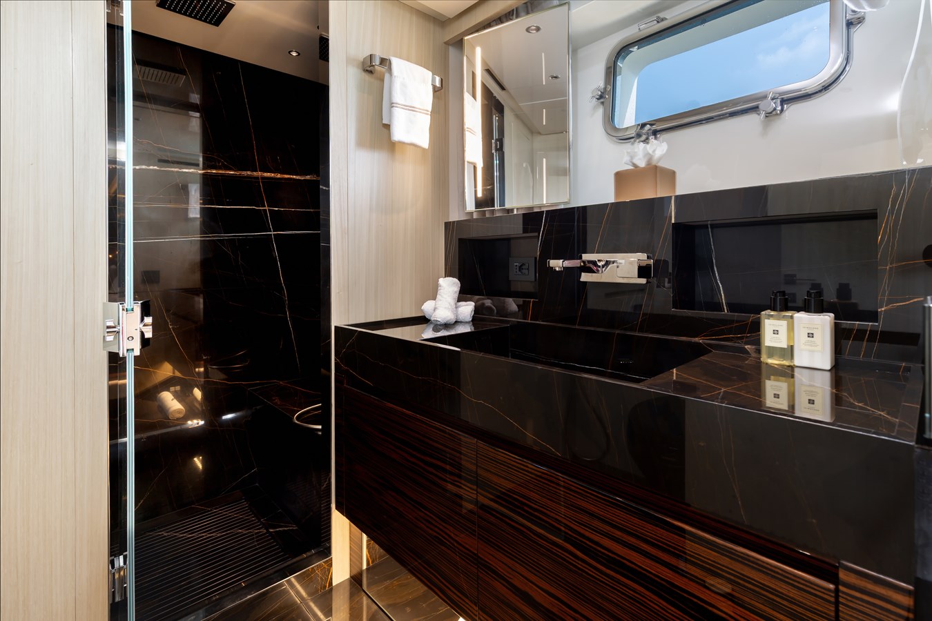 Sanlorenzo Yachts Motor Boat NANGARA For Sale