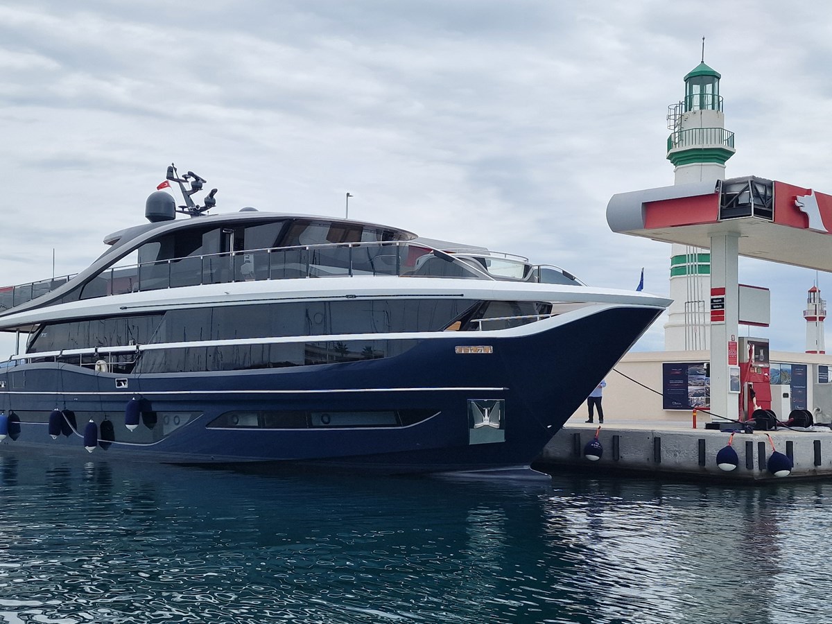 Princess Yachts Motor Yacht Princess X95 For Sale