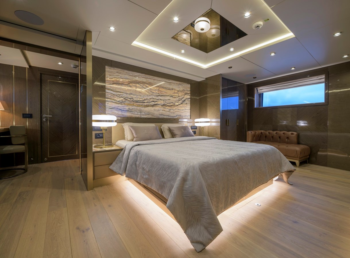 Blaundus Yachts Motor Yacht EBYSHINE For Sale