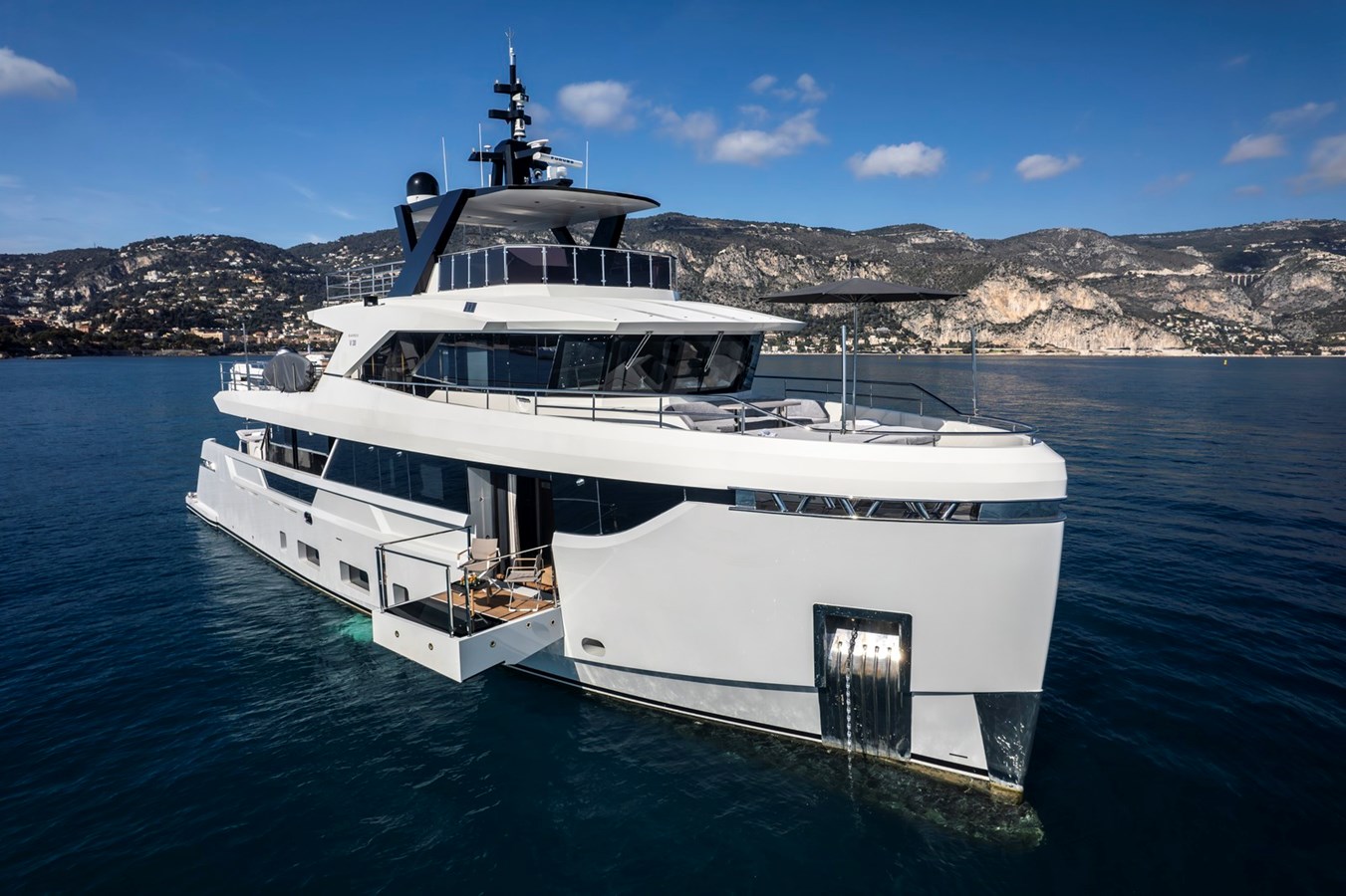 Blaundus Yachts Motor Yacht EBYSHINE For Sale