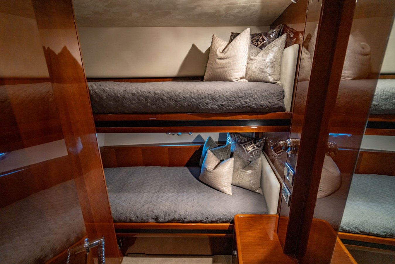 Princess Yachts Motor Yacht Oasis (Copy) For Sale