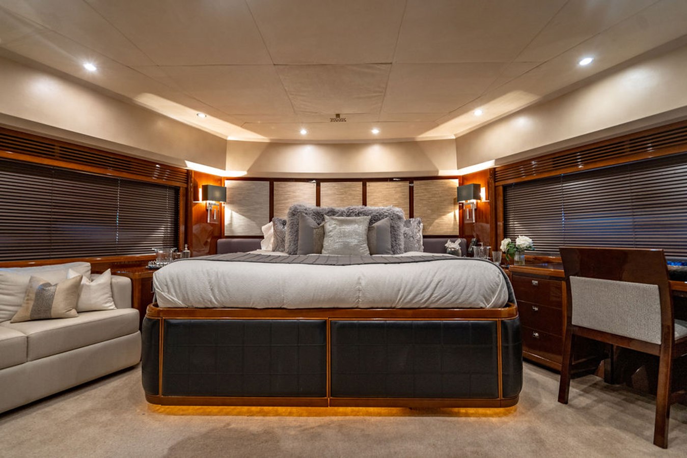 Princess Yachts Motor Yacht Oasis (Copy) For Sale