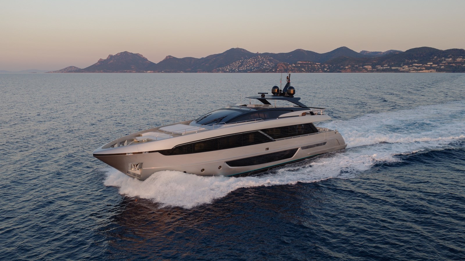 Riva Yacht Motor Yacht M For Sale