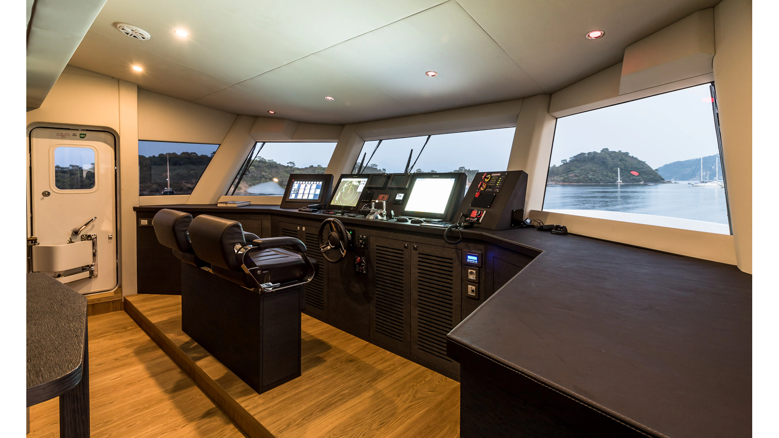 Numarine Motor Yacht NUMARINE 32XP For Sale