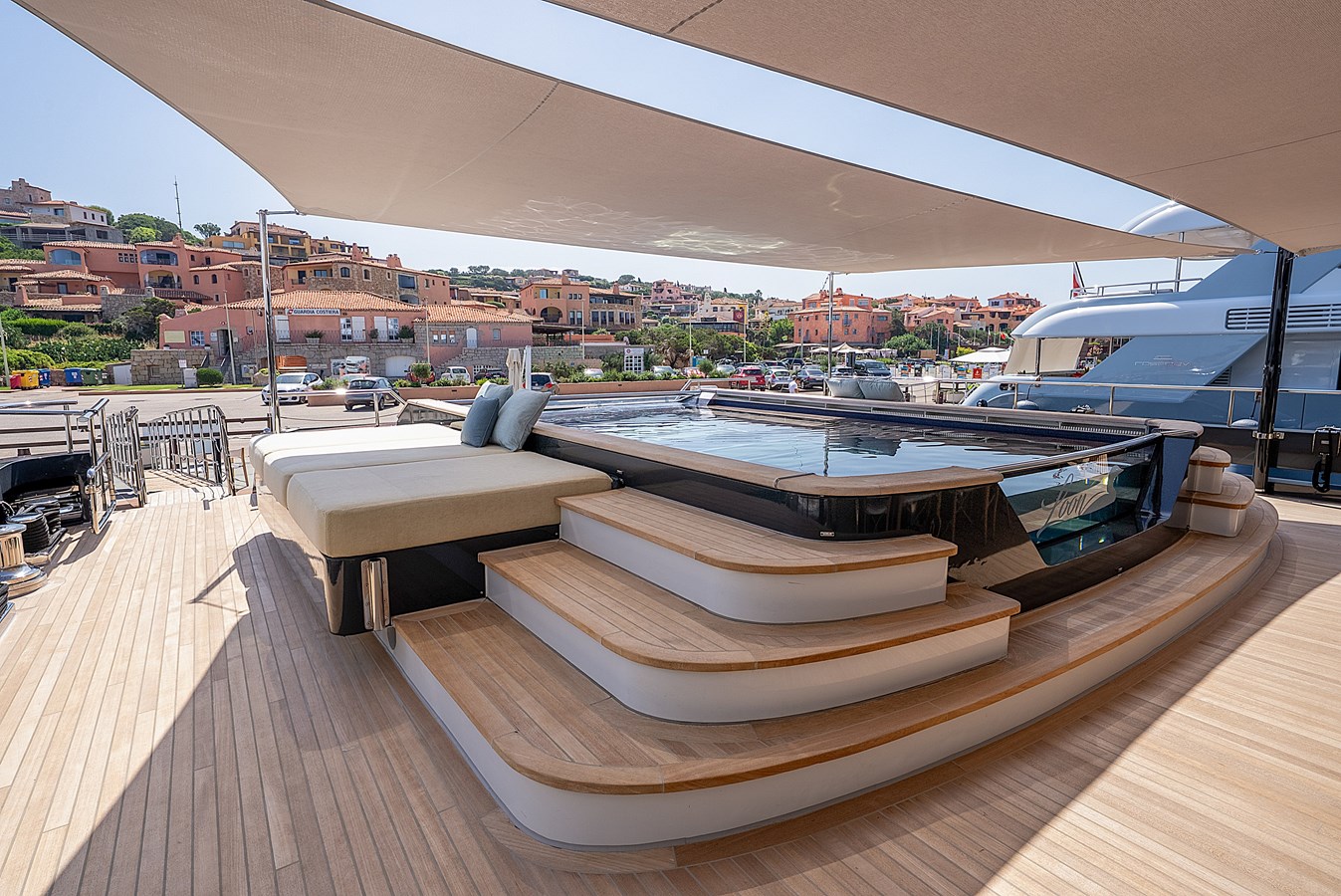 Icon Yachts Motor Yacht LOON For Sale