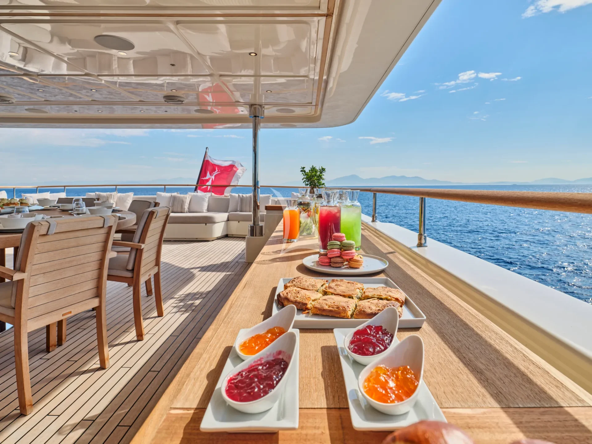 PALATIAL Charter Yacht
