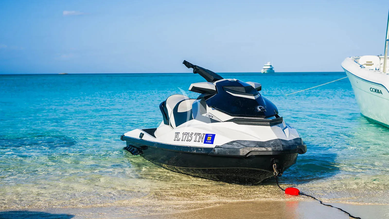 LEXINGTON Charter Yacht