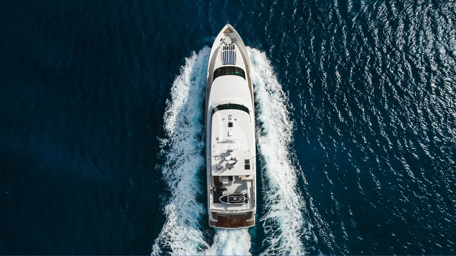 LEXINGTON Charter Yacht
