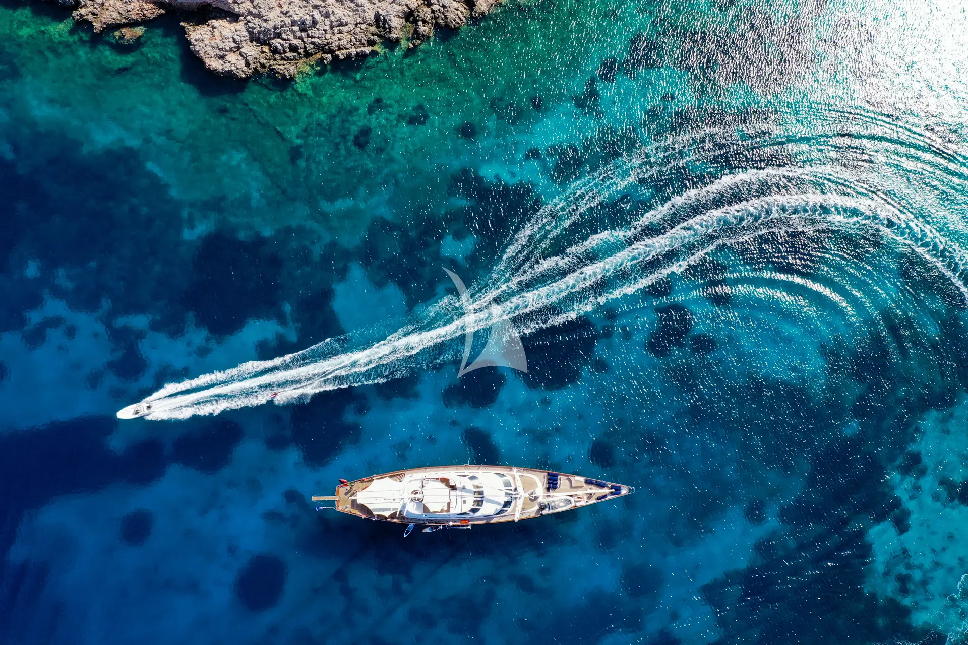 Tamarita Charter Yacht
