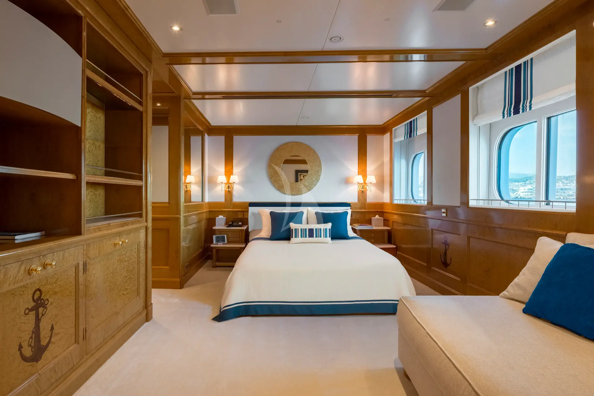 GRAND OCEAN Charter Yacht