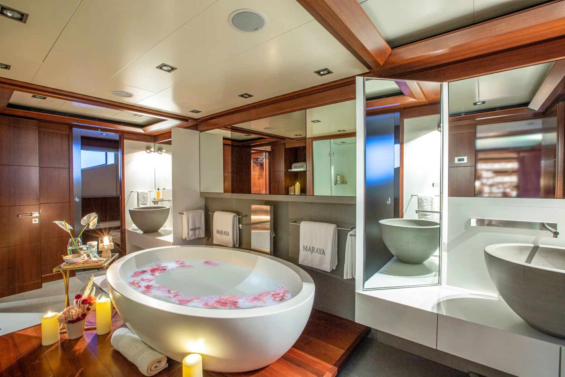 MARAYA Charter Yacht
