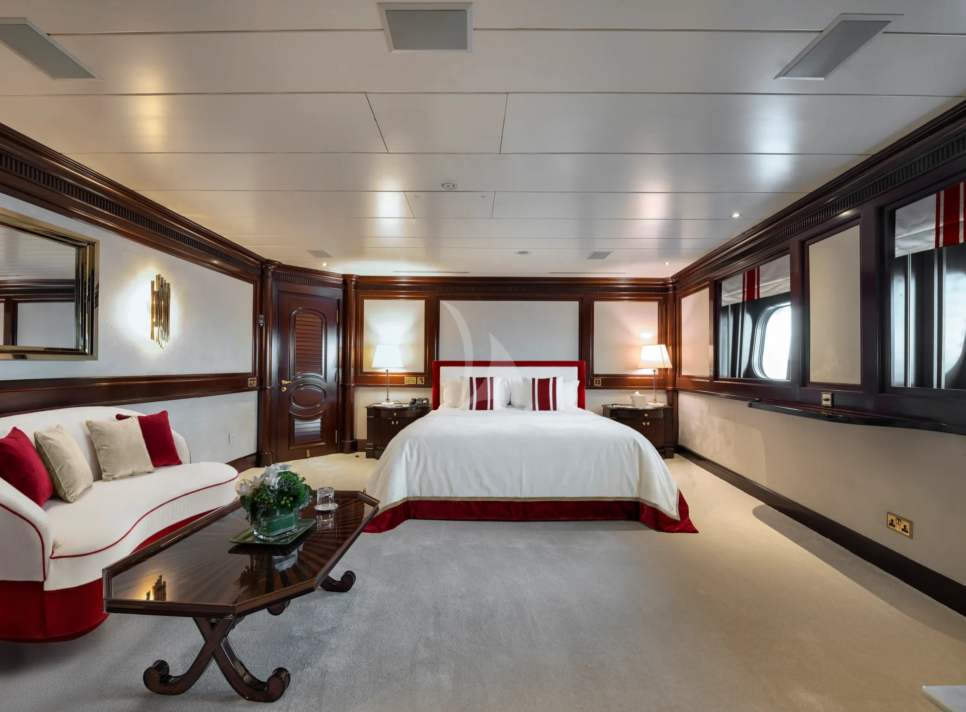 GRAND OCEAN Charter Yacht