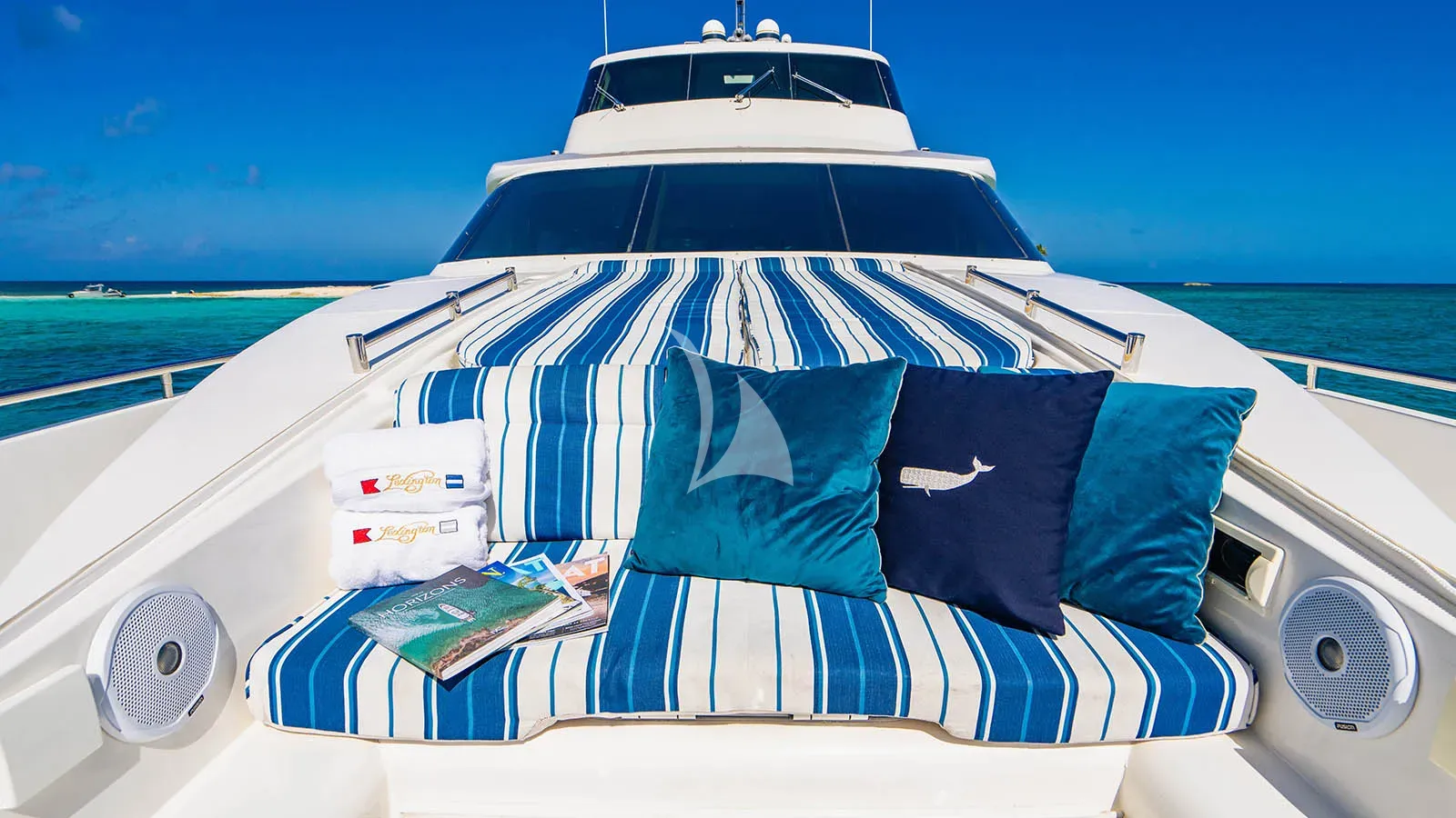 LEXINGTON Charter Yacht