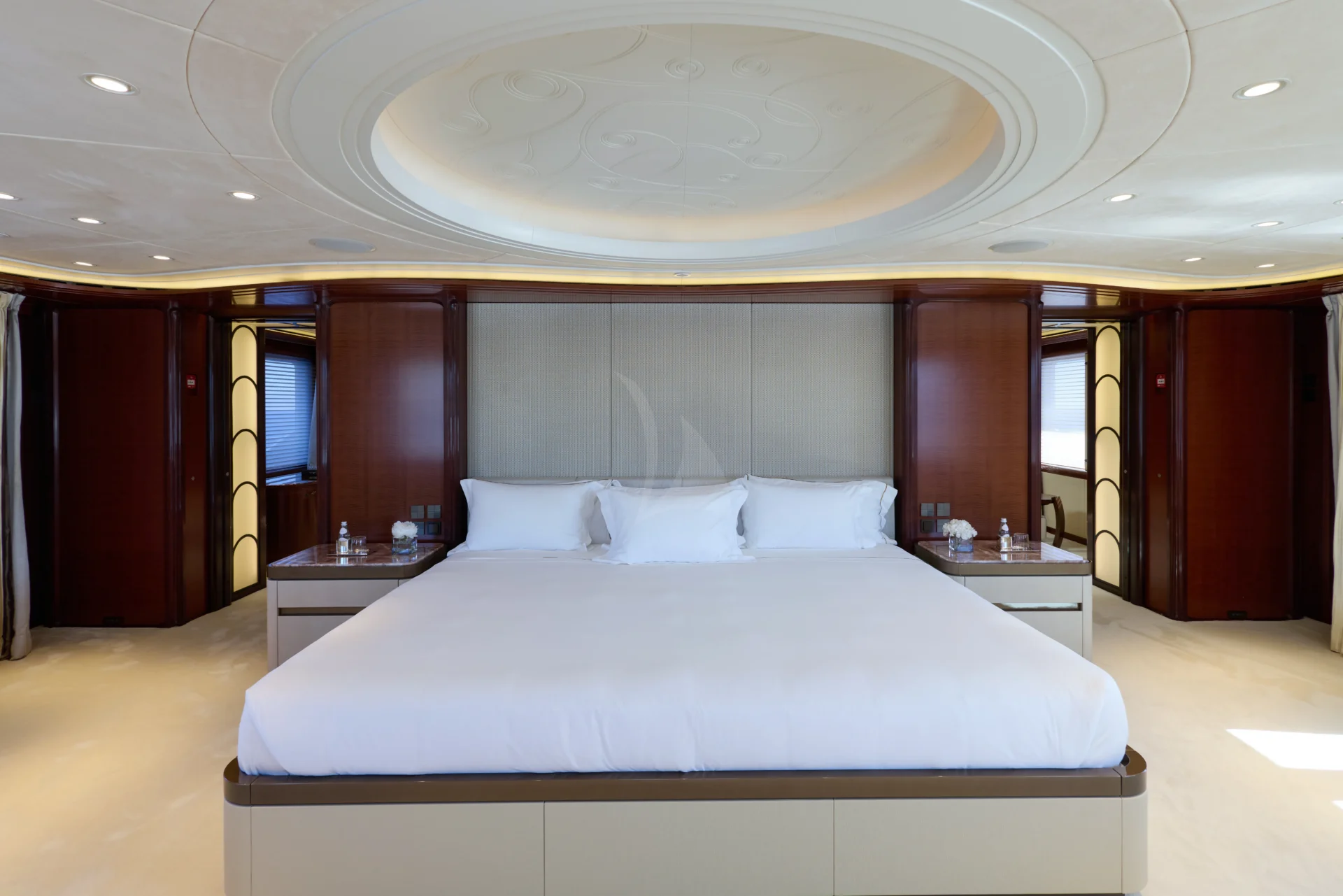 AMARYLLIS Charter Yacht