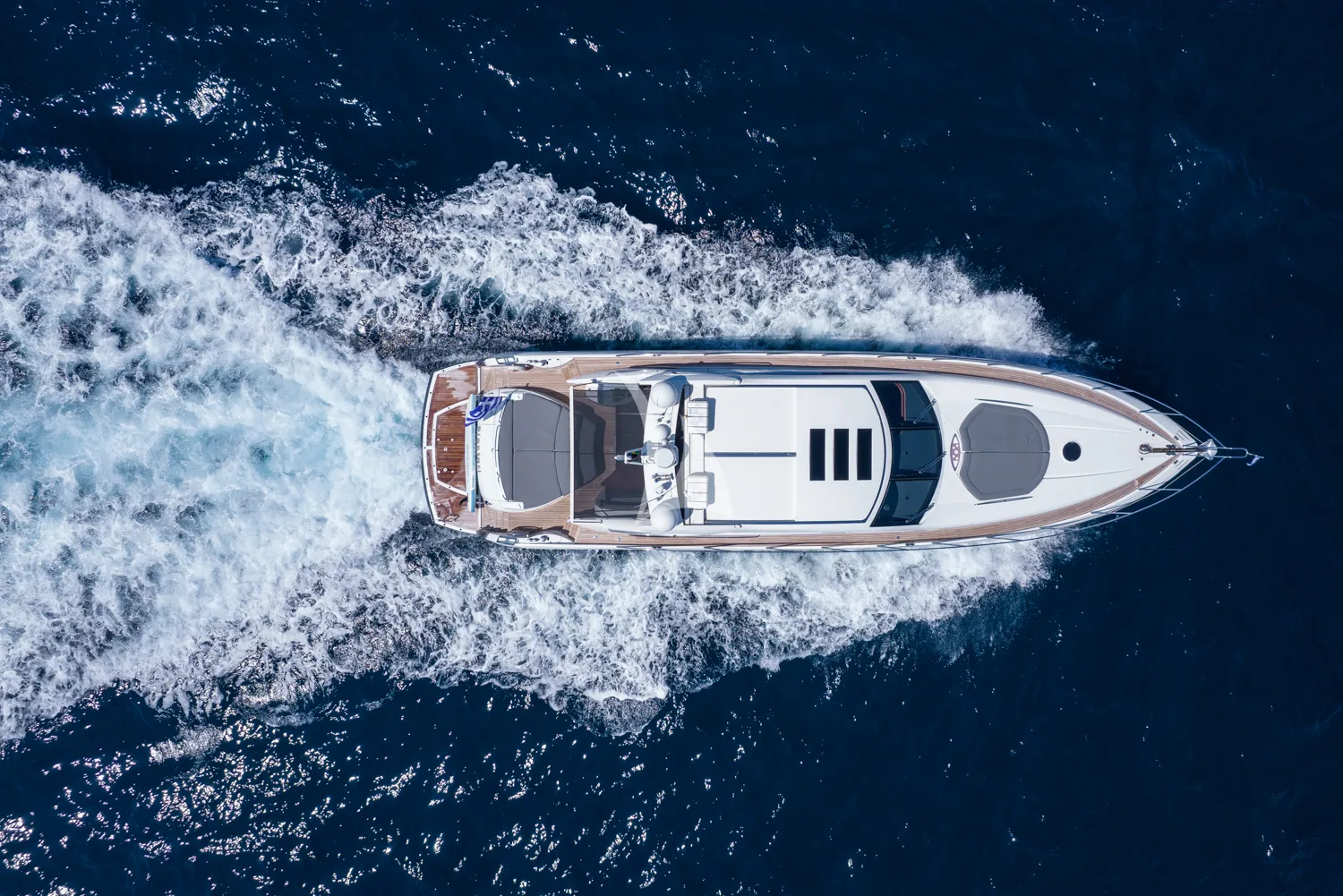 ELENTARI Charter Yacht