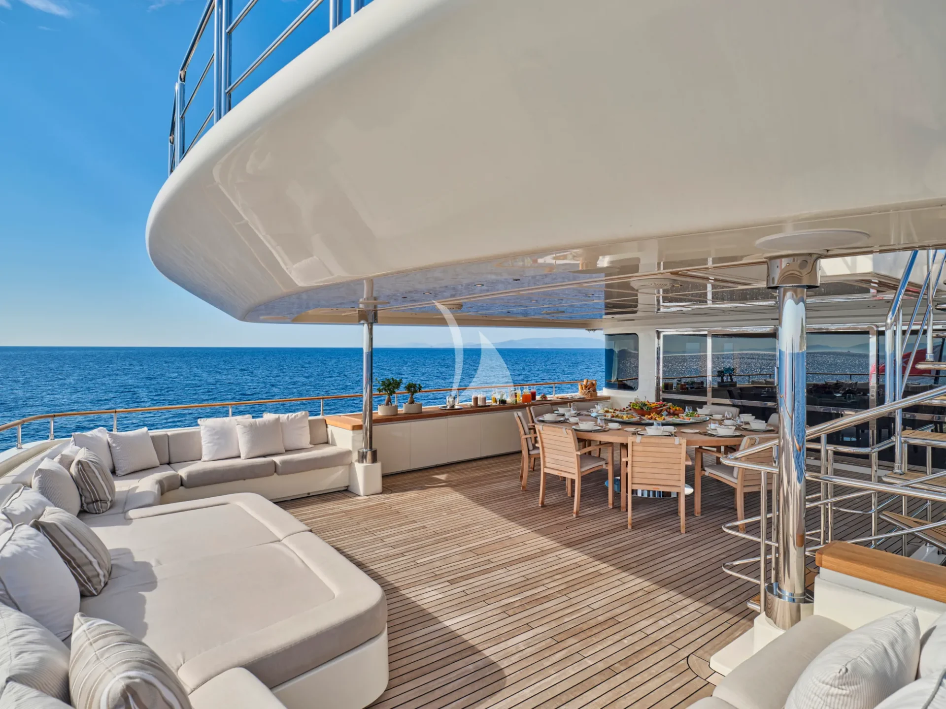 PALATIAL Charter Yacht