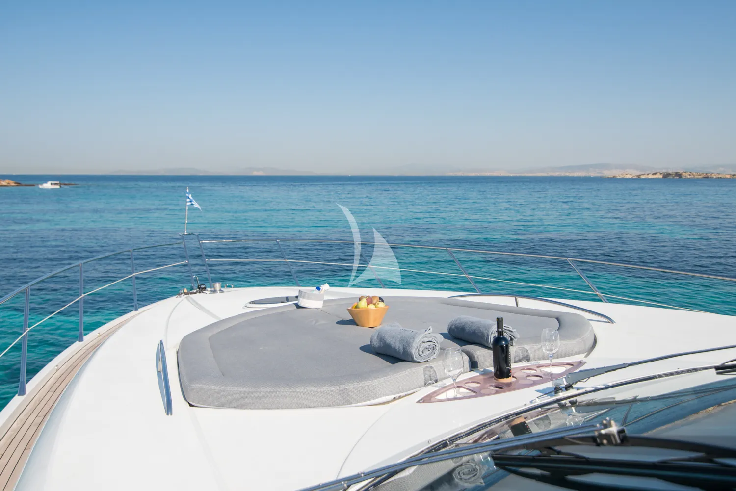 ELENTARI Charter Yacht