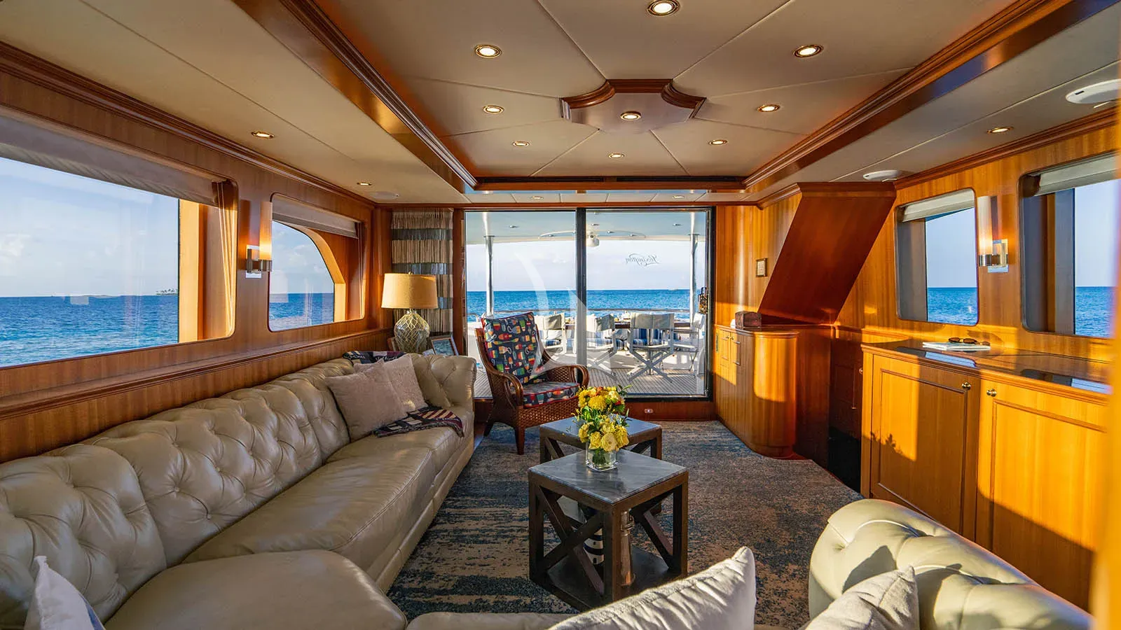 LEXINGTON Charter Yacht