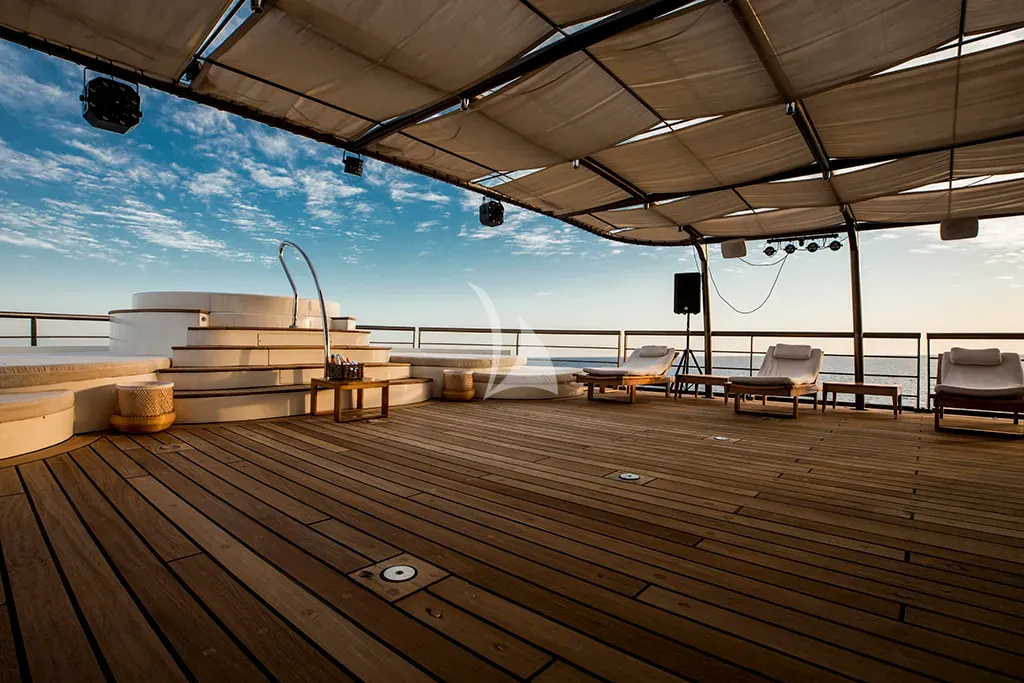 Chakra Charter Yacht